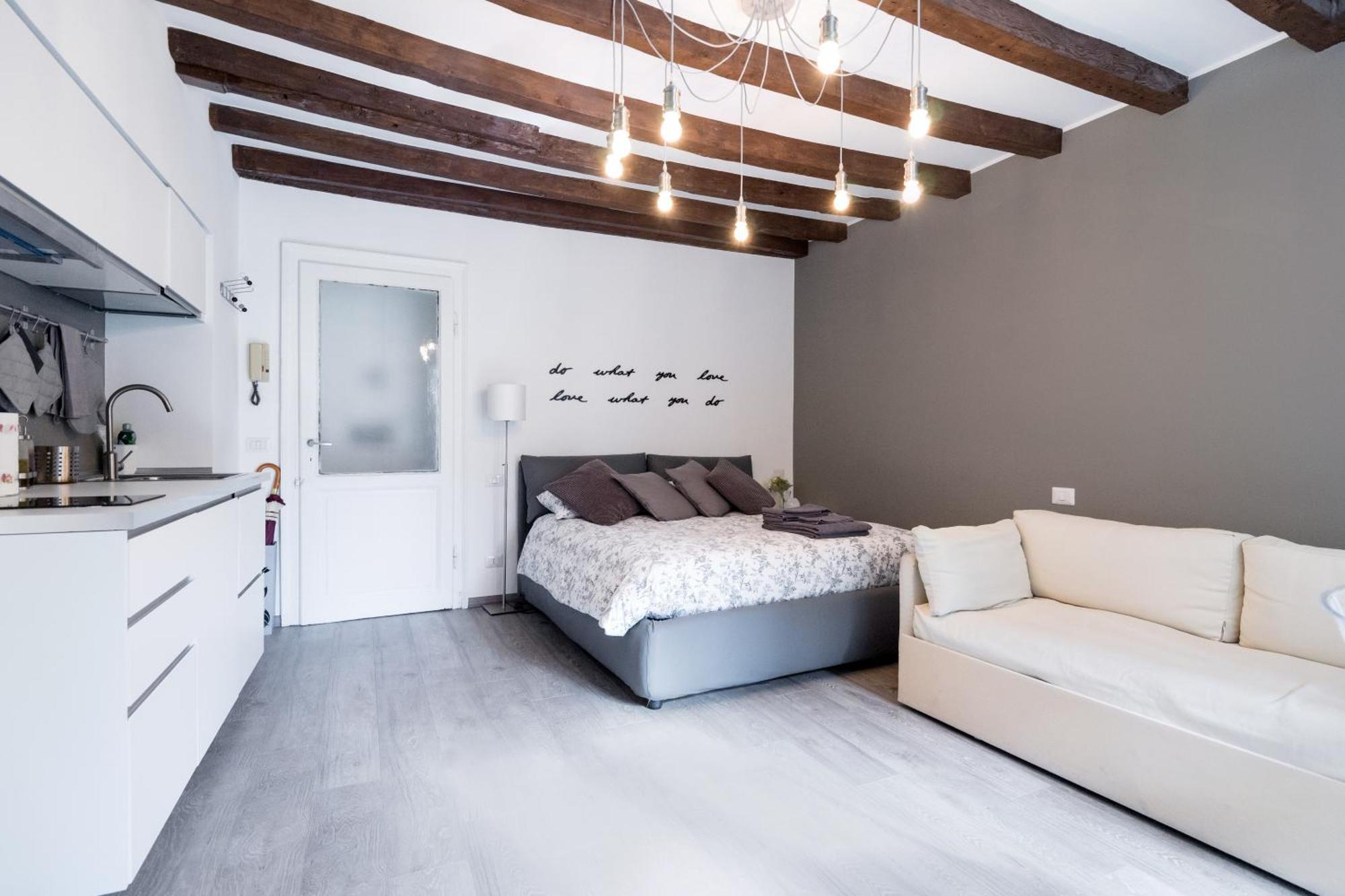 Navigli - Vigevano 45 & Casale 3A Studios ミラノ エクステリア 写真