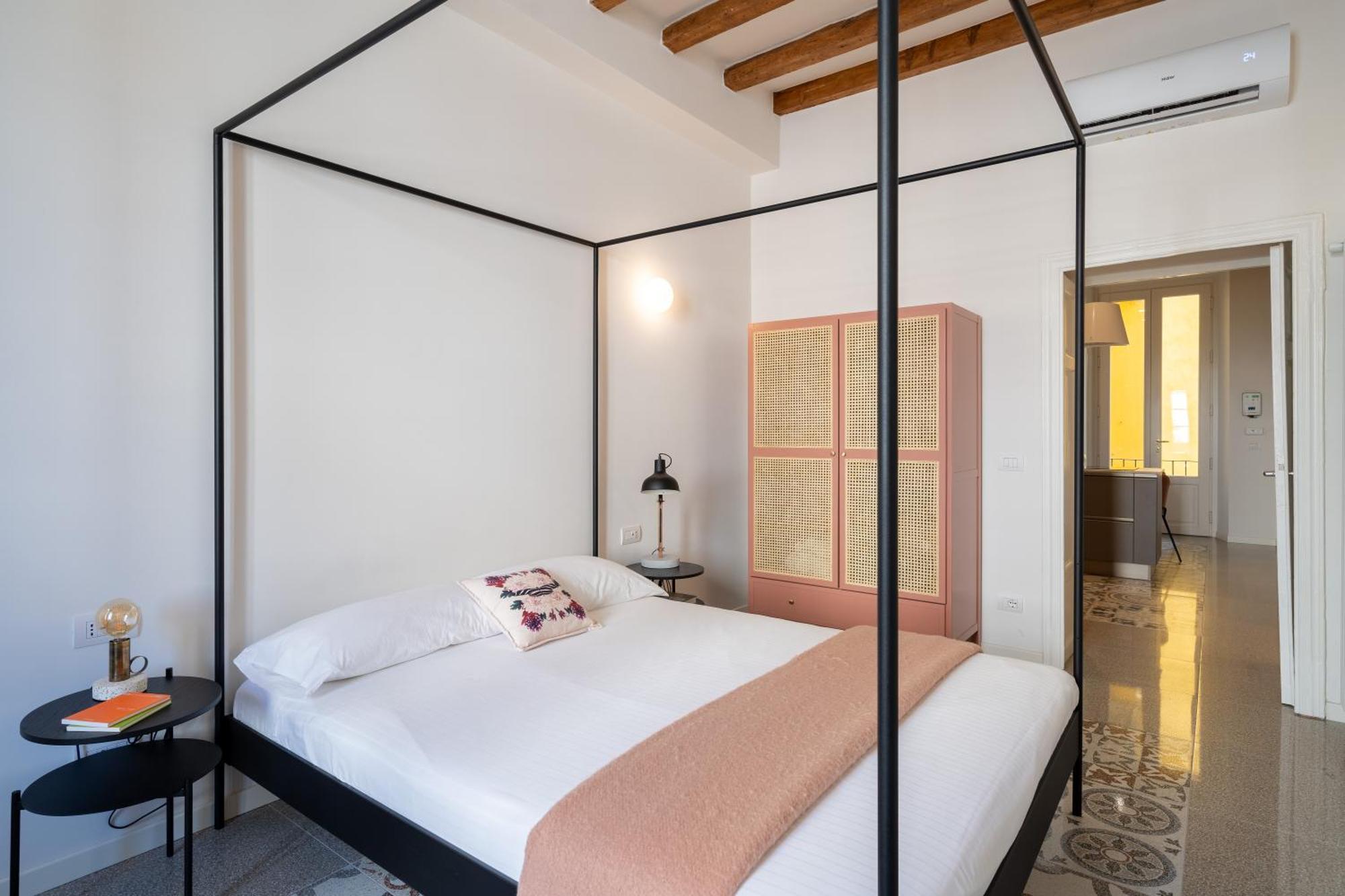 Navigli - Vigevano 45 & Casale 3A Studios ミラノ 部屋 写真
