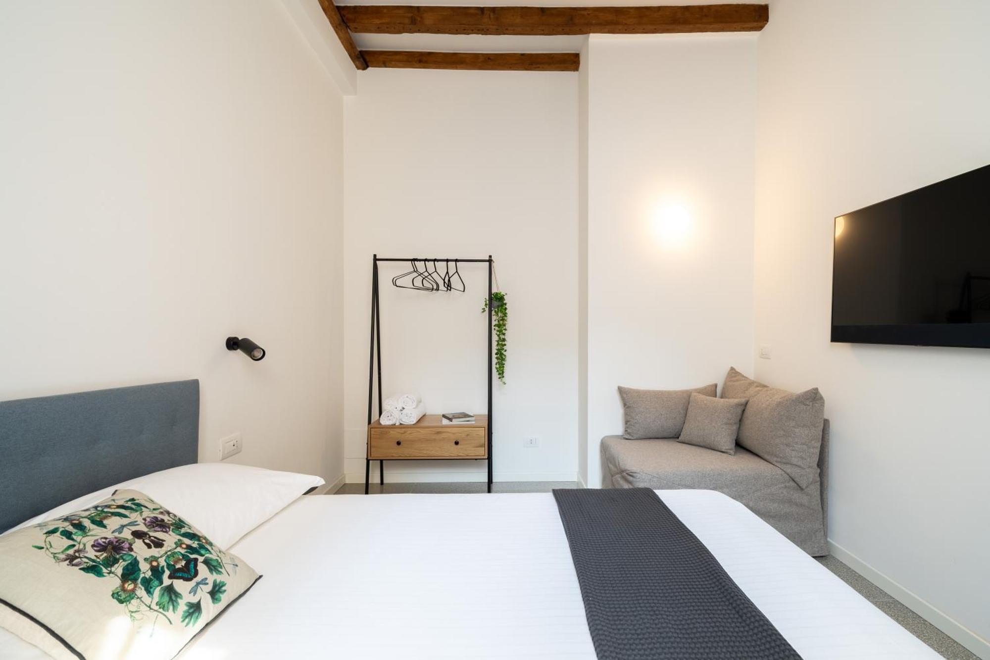 Navigli - Vigevano 45 & Casale 3A Studios ミラノ 部屋 写真