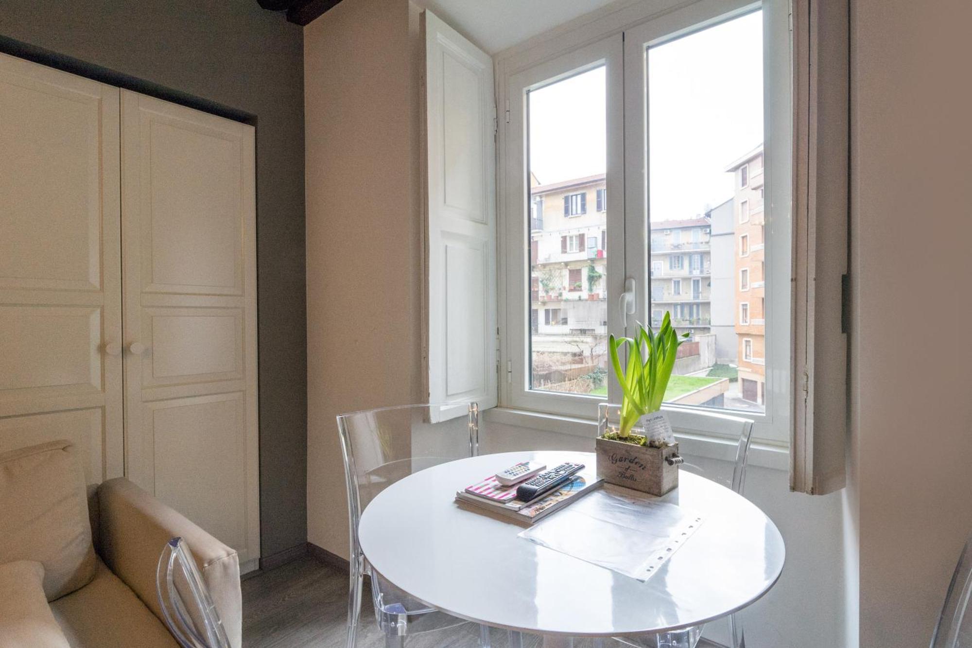 Navigli - Vigevano 45 & Casale 3A Studios ミラノ 部屋 写真